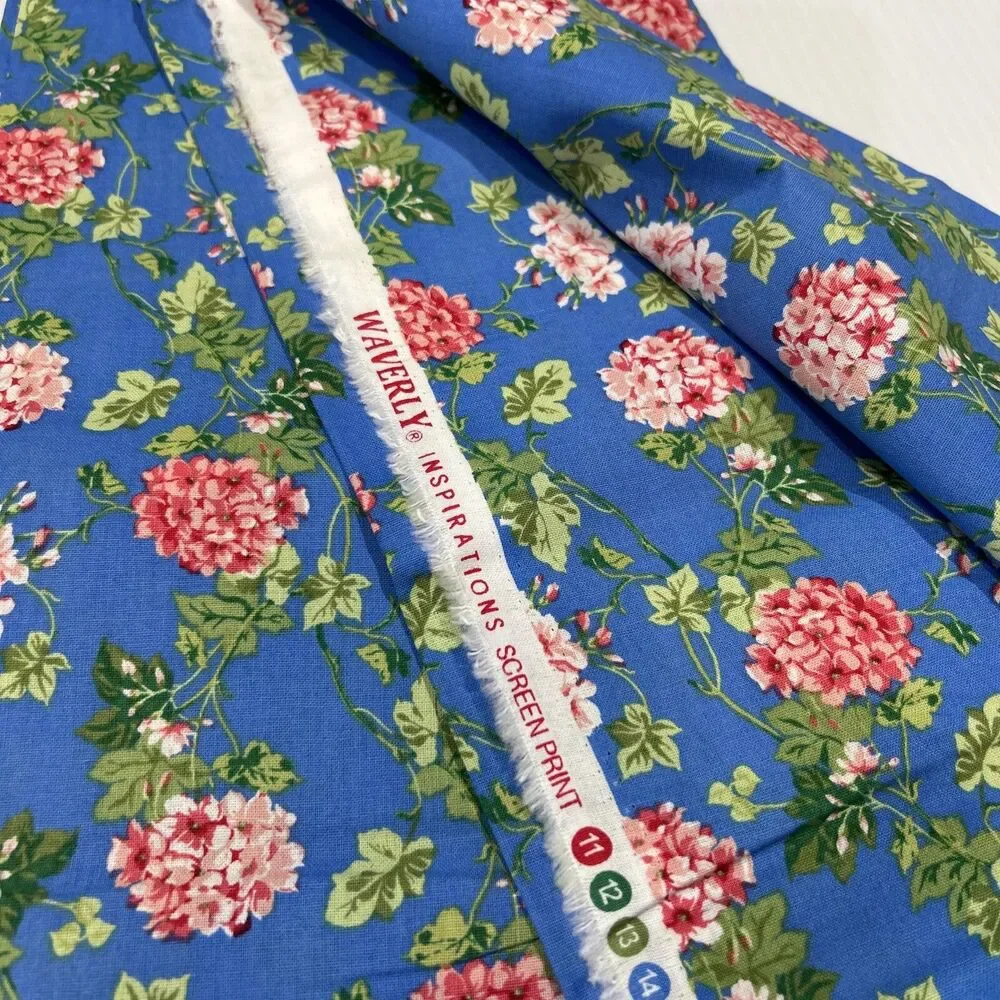 Waverly Inspirations Floral Blue Cotton Quilting Fabric Crafts 44